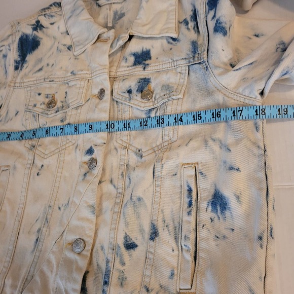 Free People NWT Rumors Acid Wash Denim Button‎ Jacket Jones Tie Dye Blue Small - Picture 13 of 14